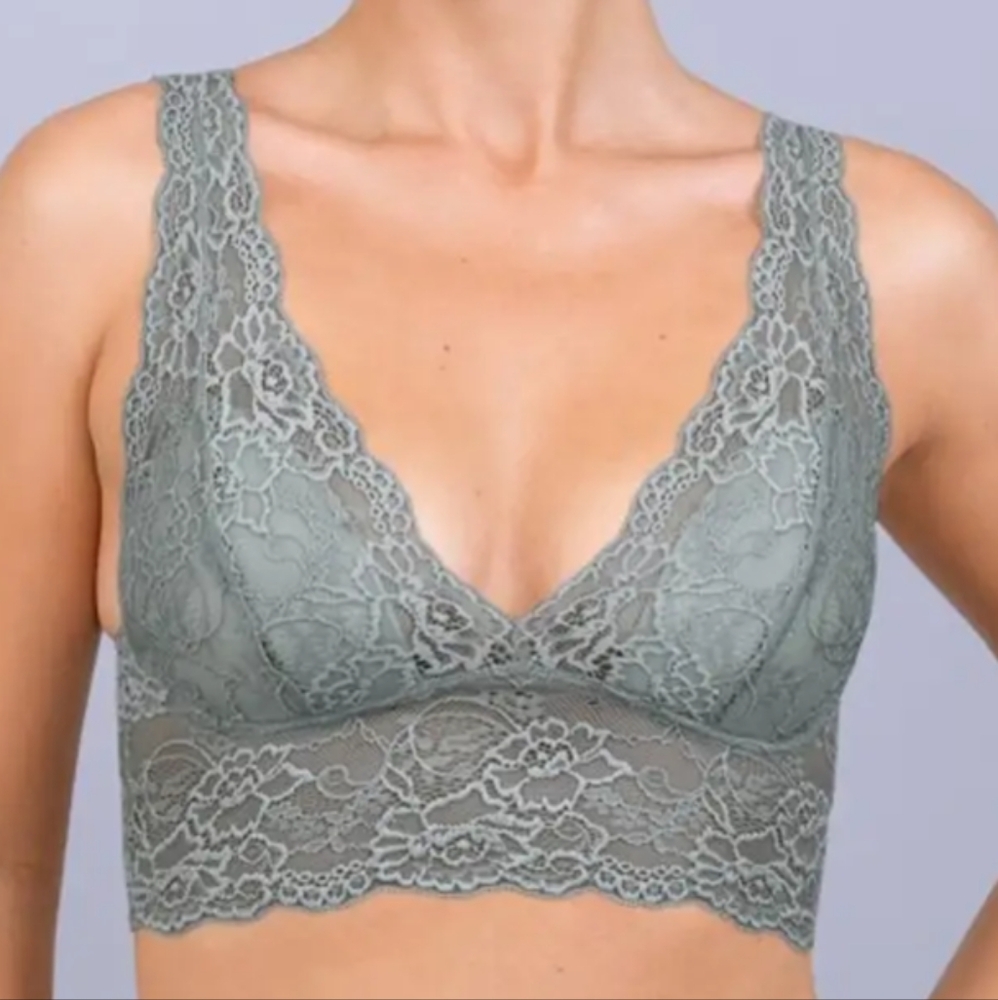 CHNGE Lavender Bra with Intricate Lace Detailing